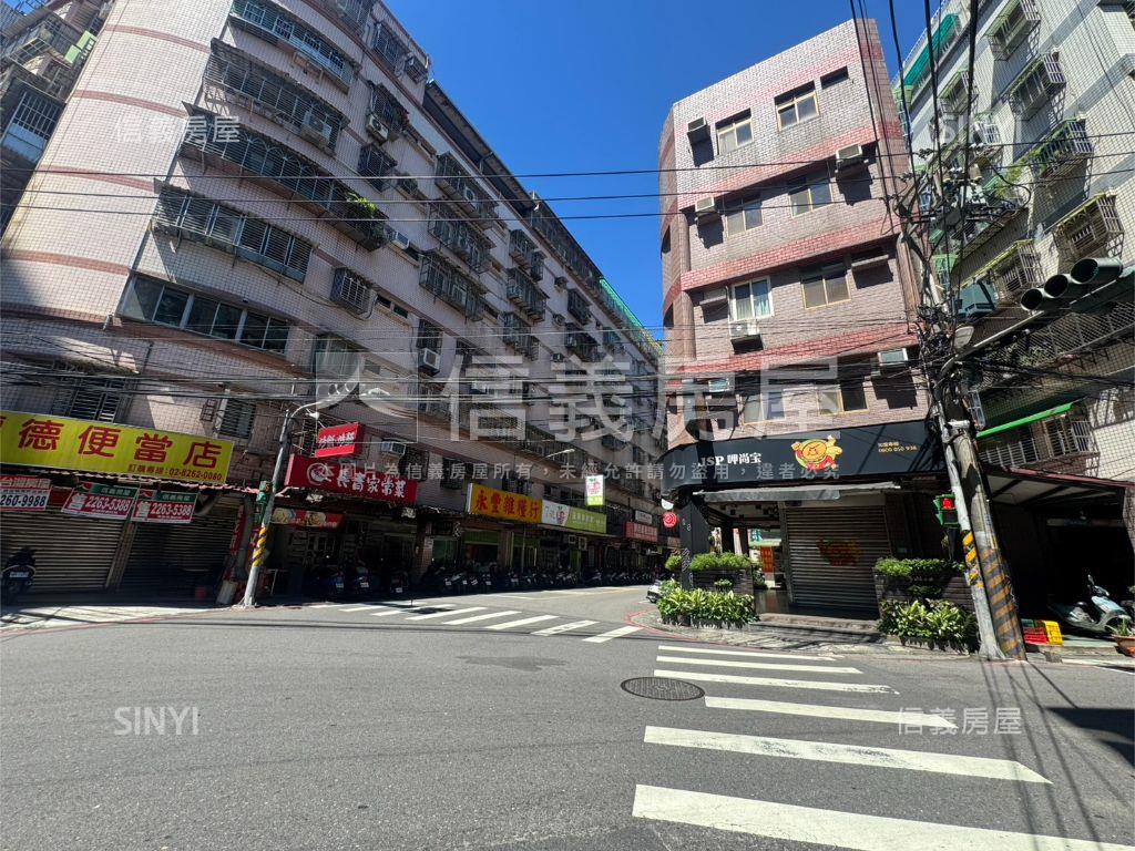 永豐路三角窗店面房屋室內格局與周邊環境