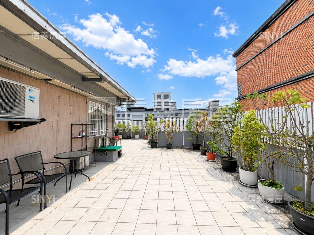 忠孝敦化美屋電梯頂加車位房屋室內格局與周邊環境