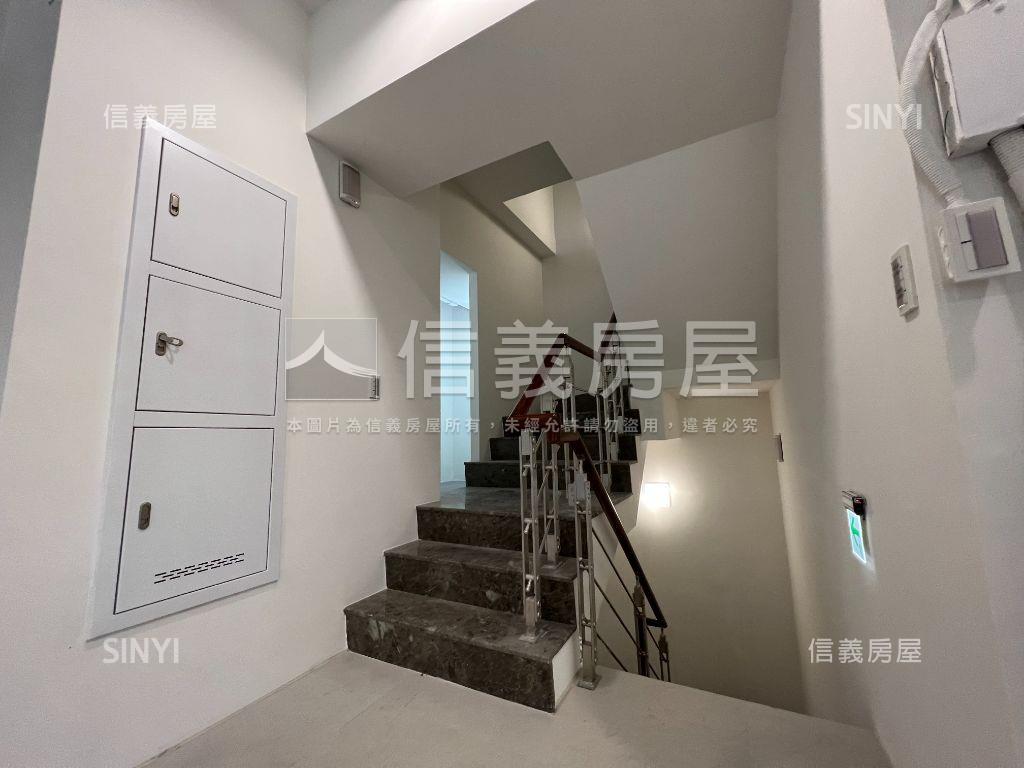 碧根２１黃金店面房屋室內格局與周邊環境