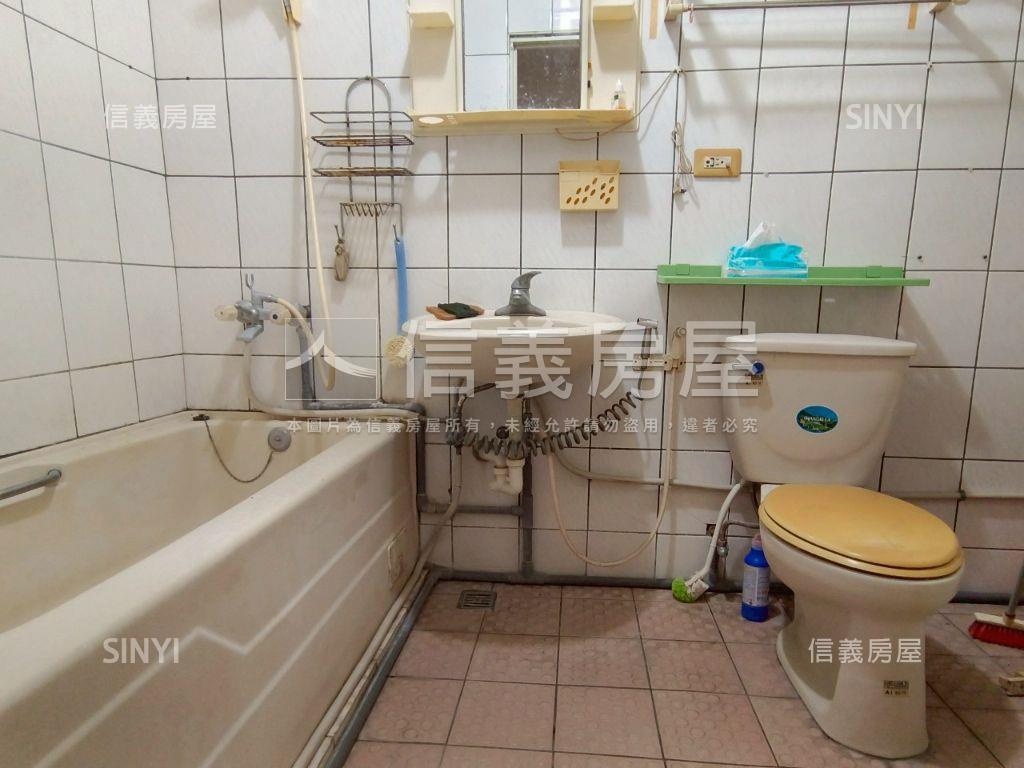 又見民治新村大三房房屋室內格局與周邊環境
