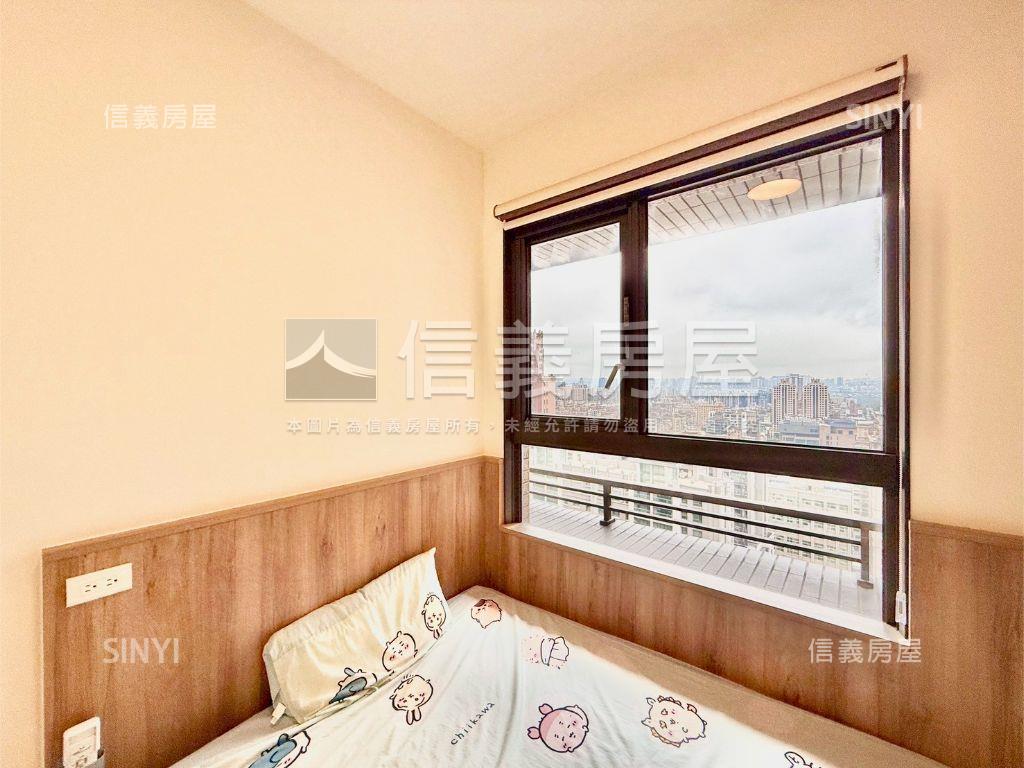 高峰匯｜次頂樓朝南視野房屋室內格局與周邊環境