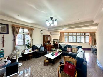 邊間開窗採光＊亮麗三樓