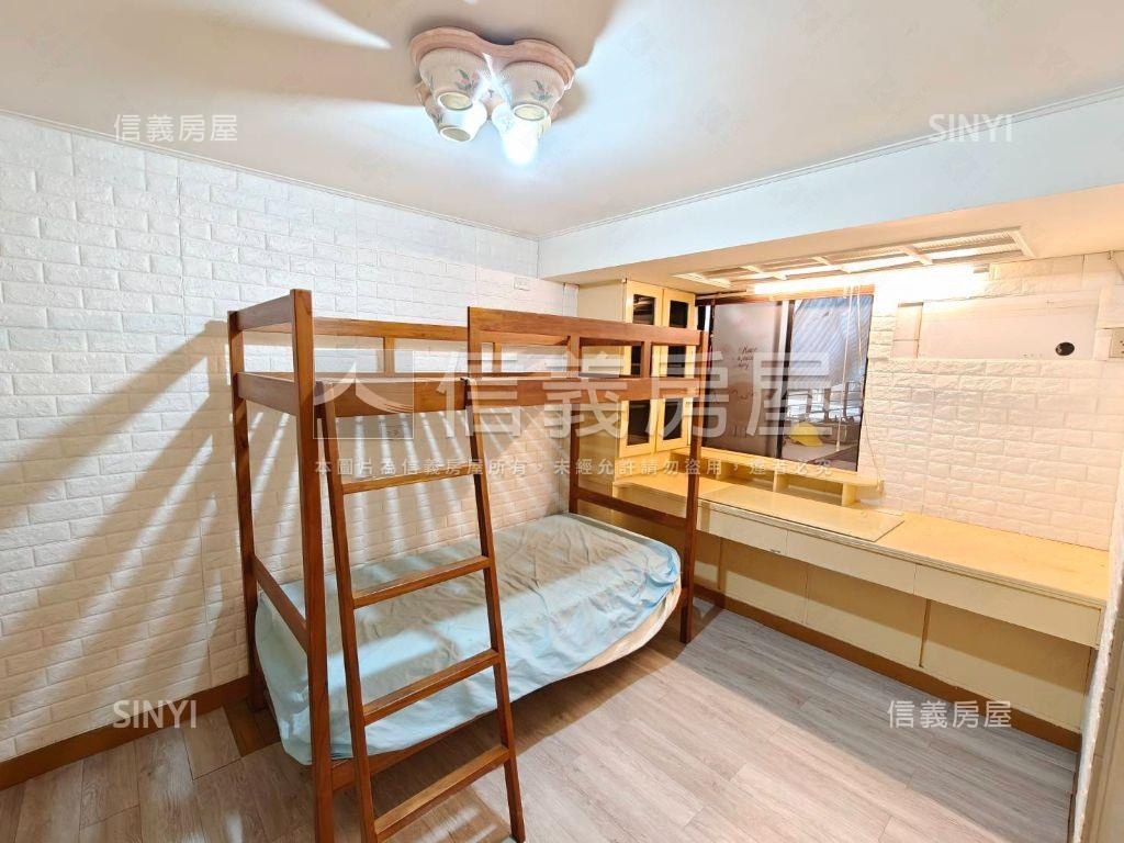 店長推薦華廈電梯三房房屋室內格局與周邊環境