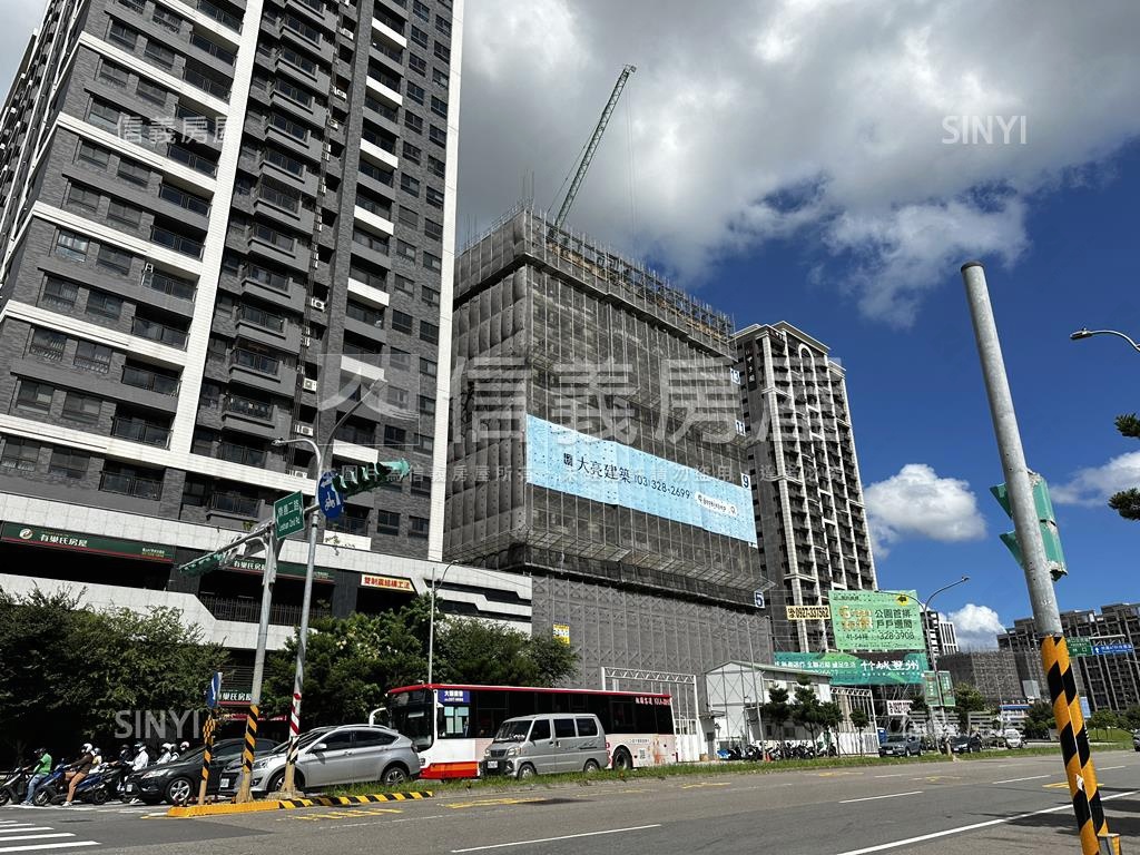 近Ａ７捷運大亮泊高樓好案房屋室內格局與周邊環境