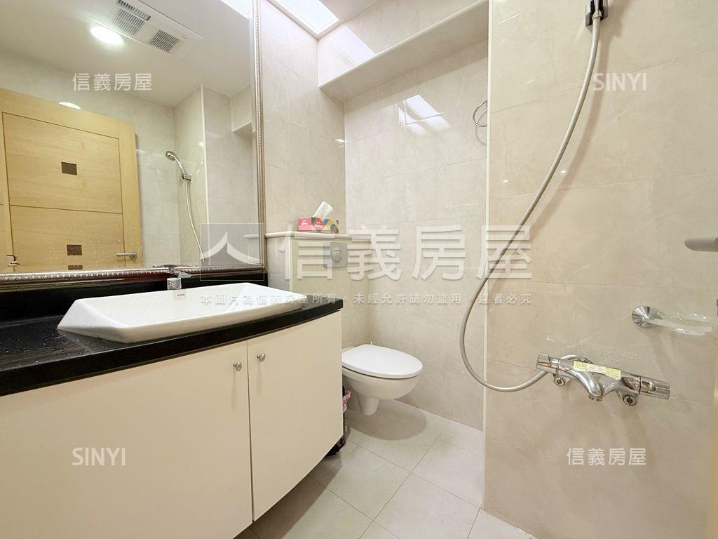 青石巨堂高樓尊爵樓中樓房屋室內格局與周邊環境