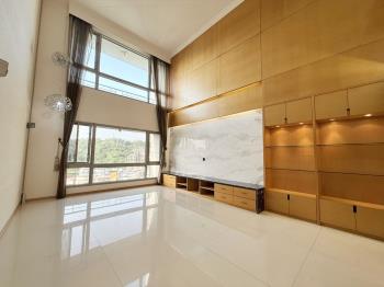 青石巨堂高樓尊爵樓中樓