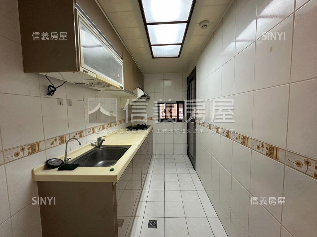 高鐵特區香堤美屋房屋室內格局與周邊環境