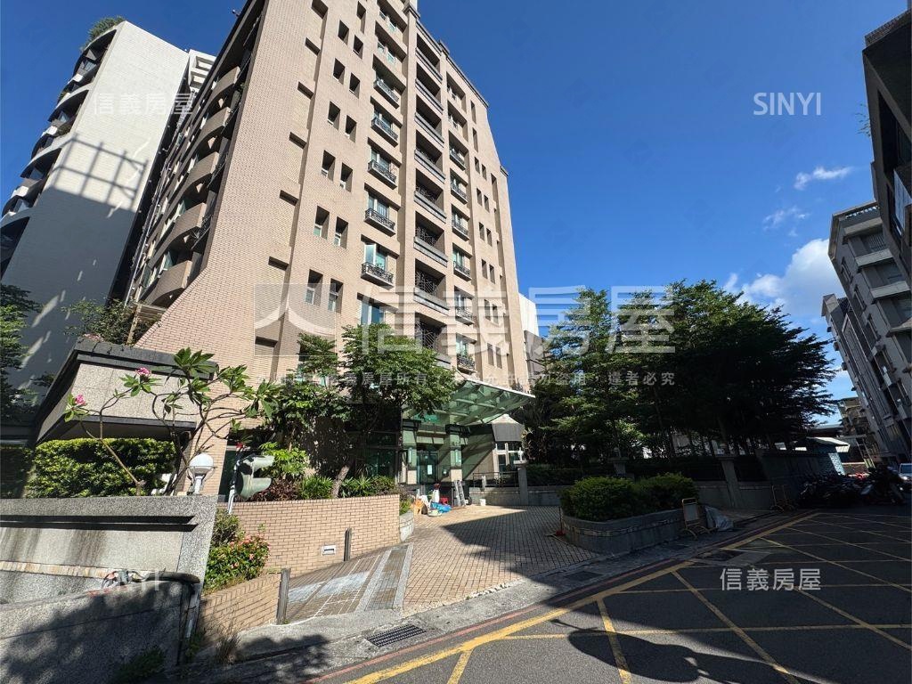 捷運二房電梯珠寶盒房屋室內格局與周邊環境