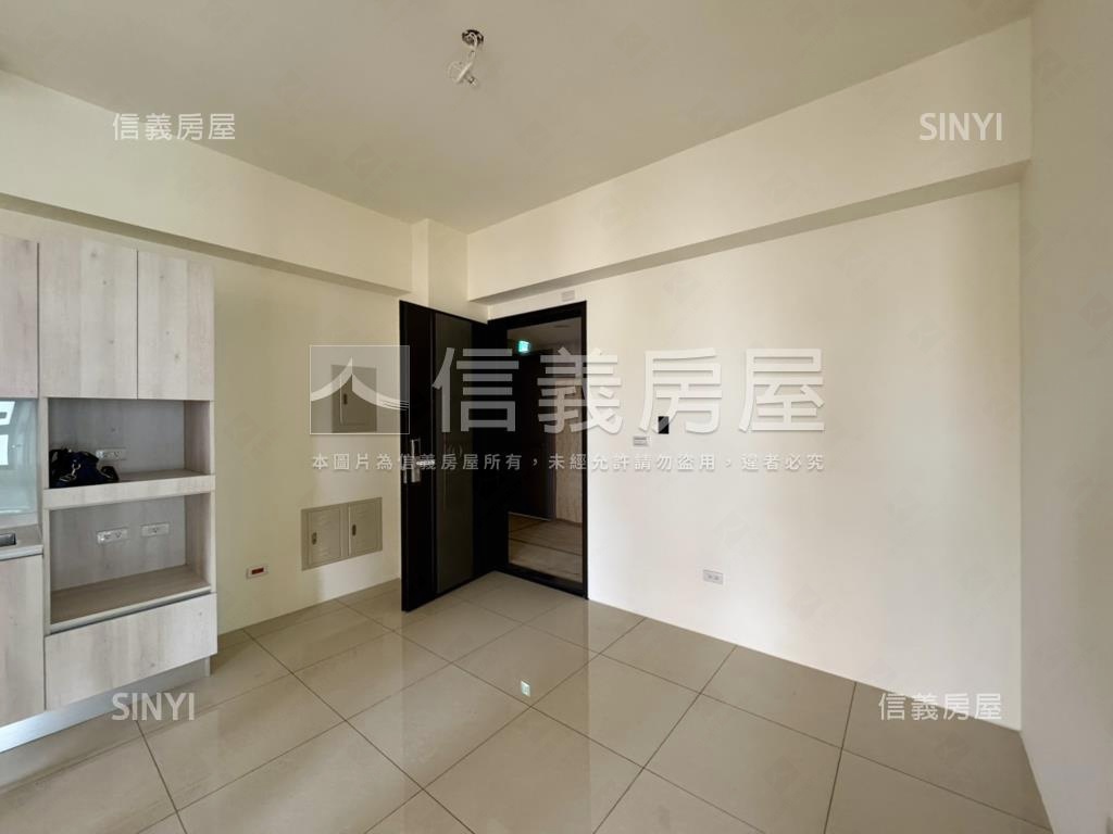 烏日岩倉富御靜巷陽光三房房屋室內格局與周邊環境