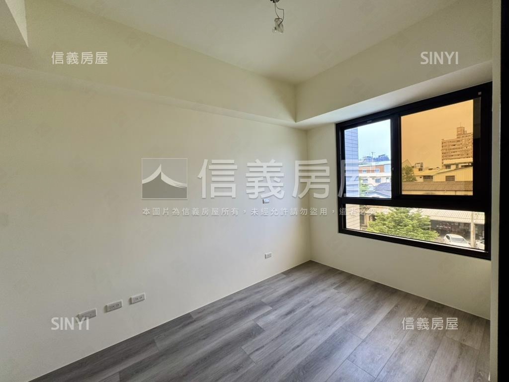 烏日岩倉富御靜巷陽光三房房屋室內格局與周邊環境