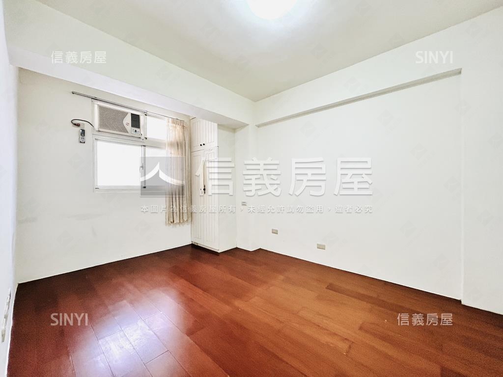 專任電梯兩房．近捷運黃線房屋室內格局與周邊環境