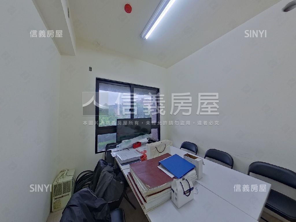 אֵל中正城閱Ｃ１－２房房屋室內格局與周邊環境
