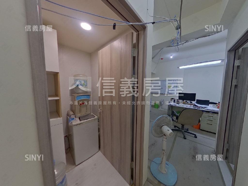 אֵל中正城閱Ｃ１－２房房屋室內格局與周邊環境