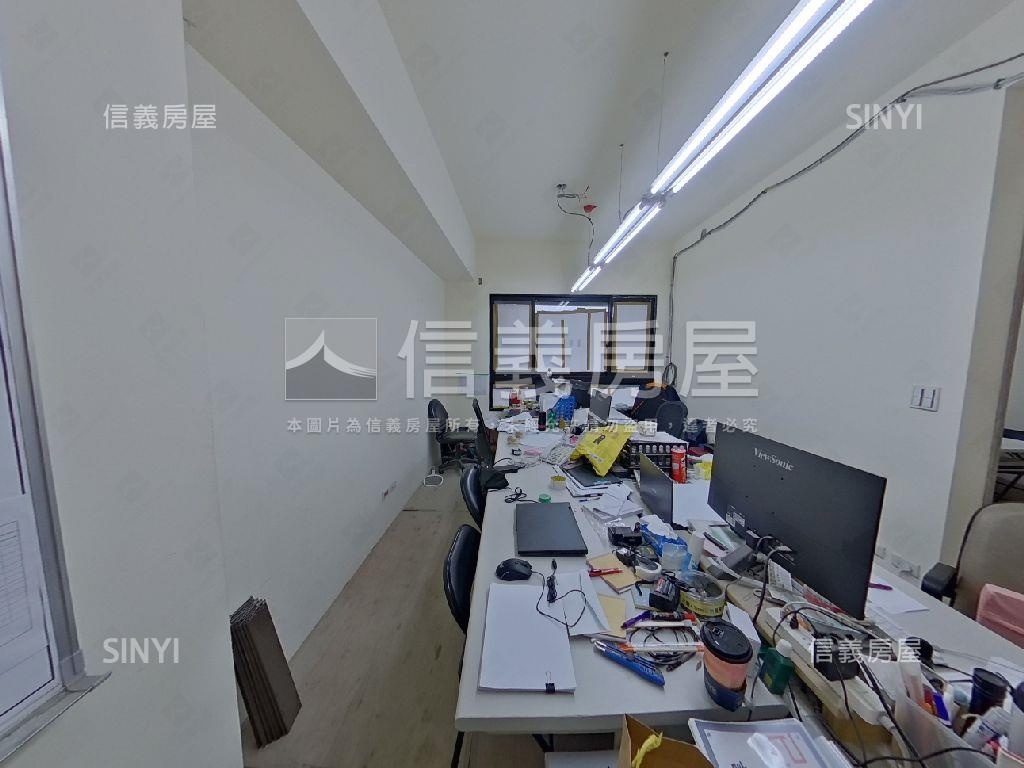 אֵל中正城閱Ｃ１－２房房屋室內格局與周邊環境
