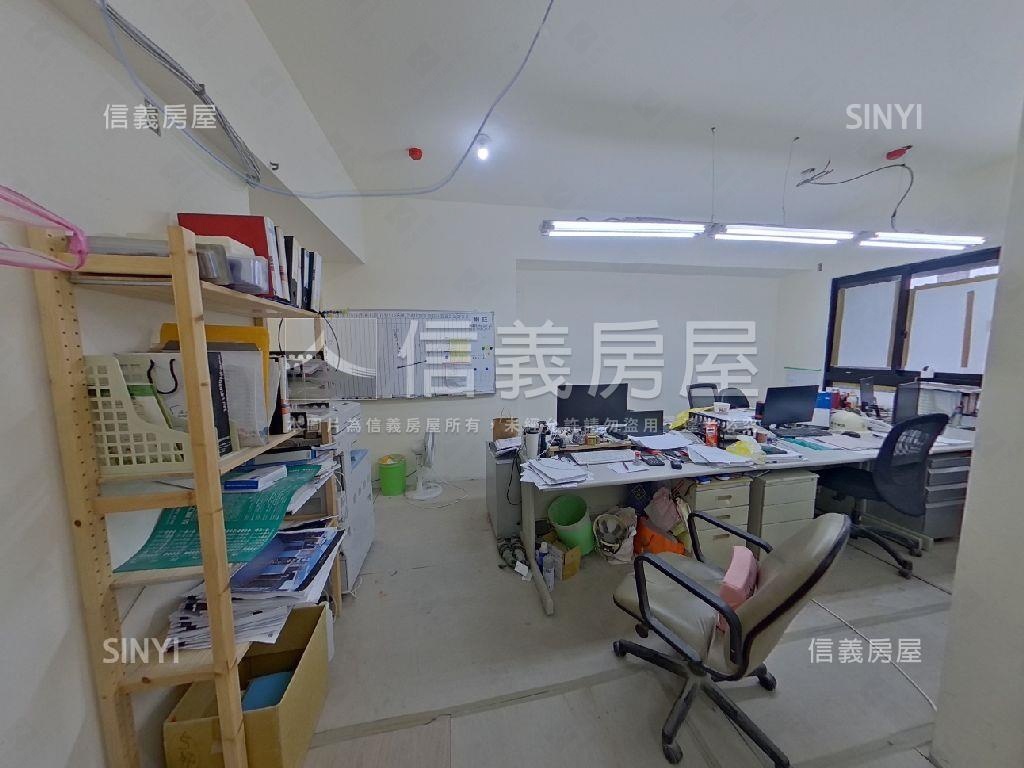 אֵל中正城閱Ｃ１－２房房屋室內格局與周邊環境