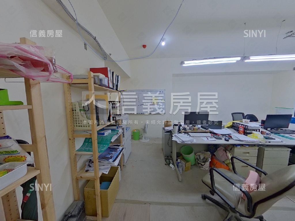 אֵל中正城閱Ｃ１－２房房屋室內格局與周邊環境