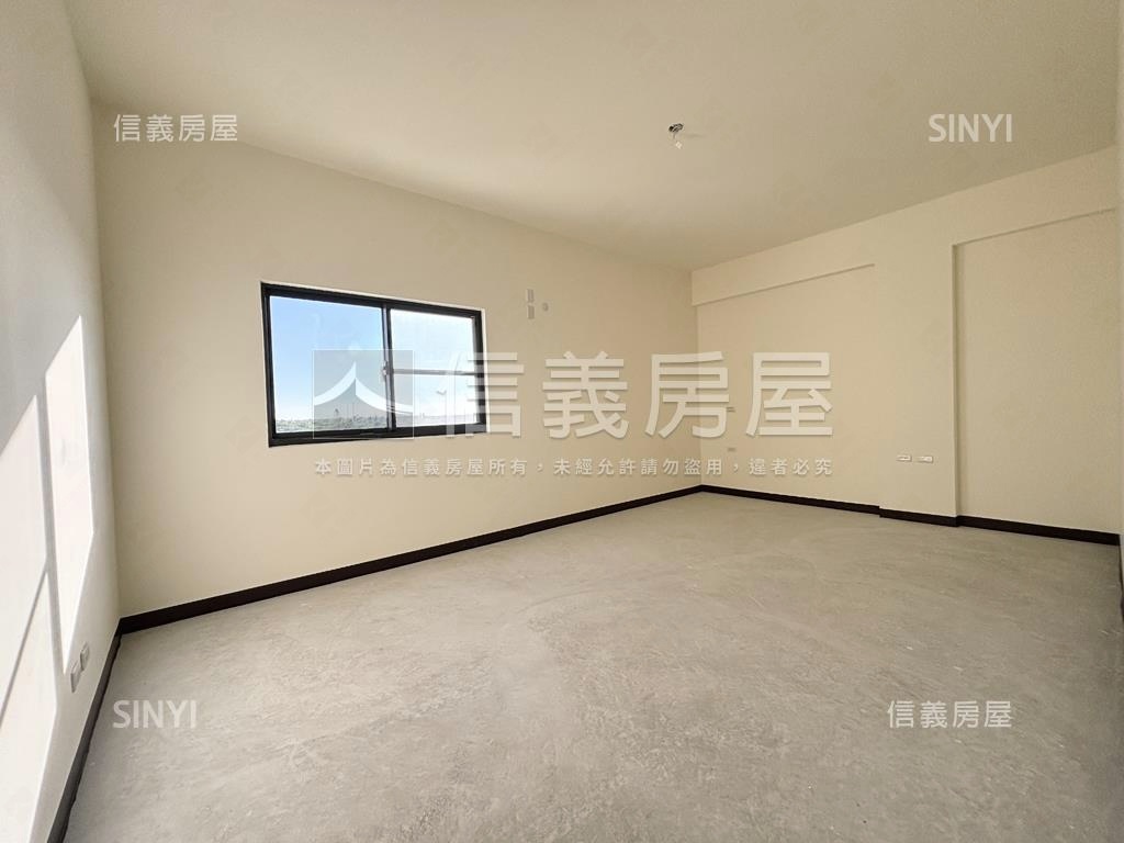 土城市區大面寬花園雙車墅房屋室內格局與周邊環境