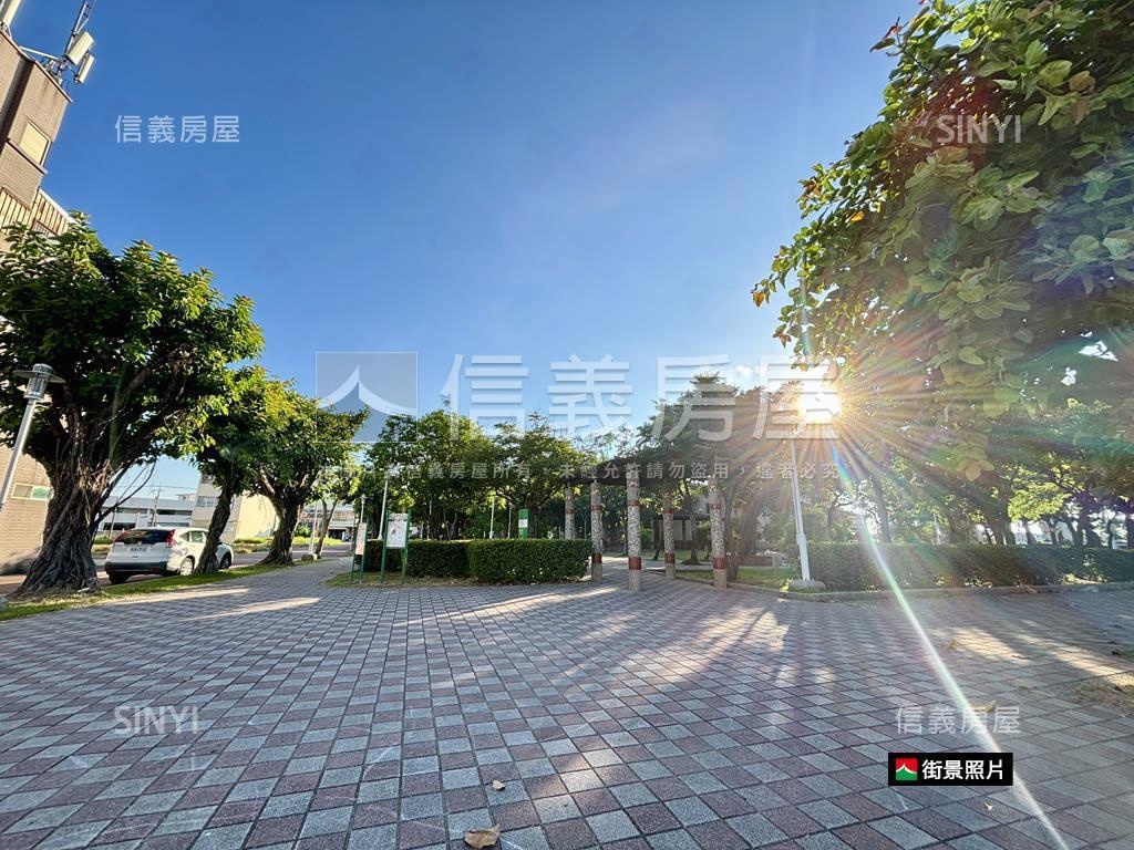土城市區大面寬花園雙車墅房屋室內格局與周邊環境