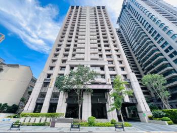 悅龍灣金馬首選美３房平車