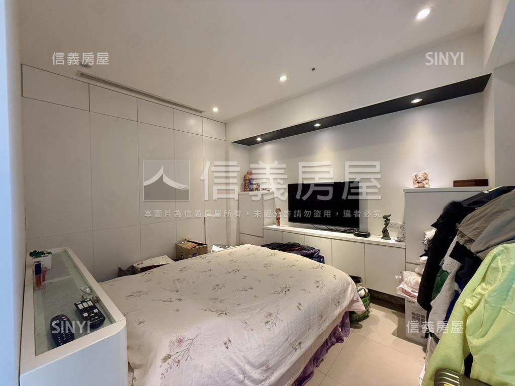 專任【天泉】稀有高樓景觀房屋室內格局與周邊環境