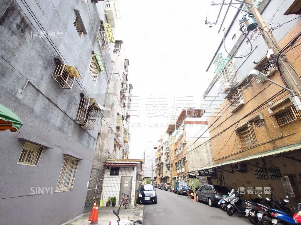 中和靜巷優質店面房屋室內格局與周邊環境