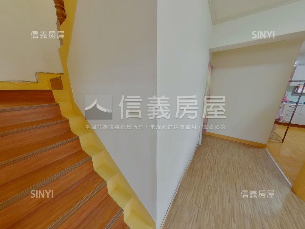 玫瑰玫瑰大四房房屋室內格局與周邊環境