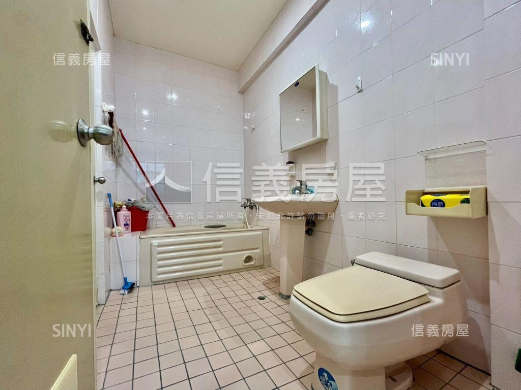 近好市多採光美車墅房屋室內格局與周邊環境