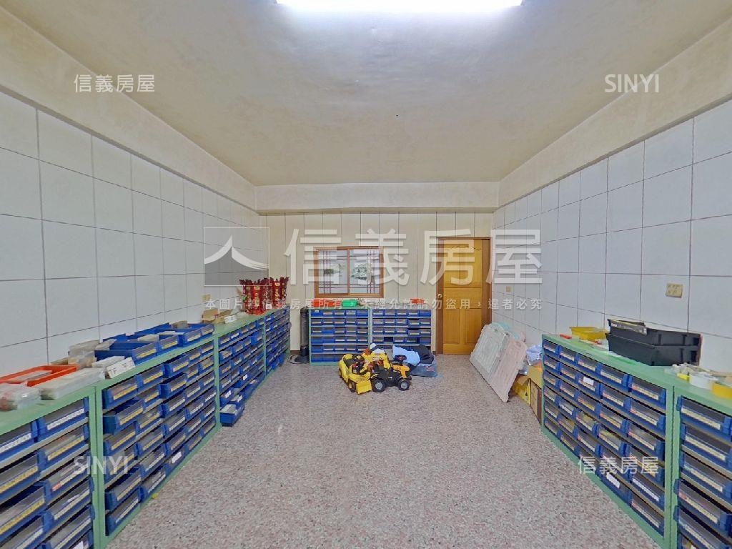 地坪約３８．４４坪廠房房屋室內格局與周邊環境