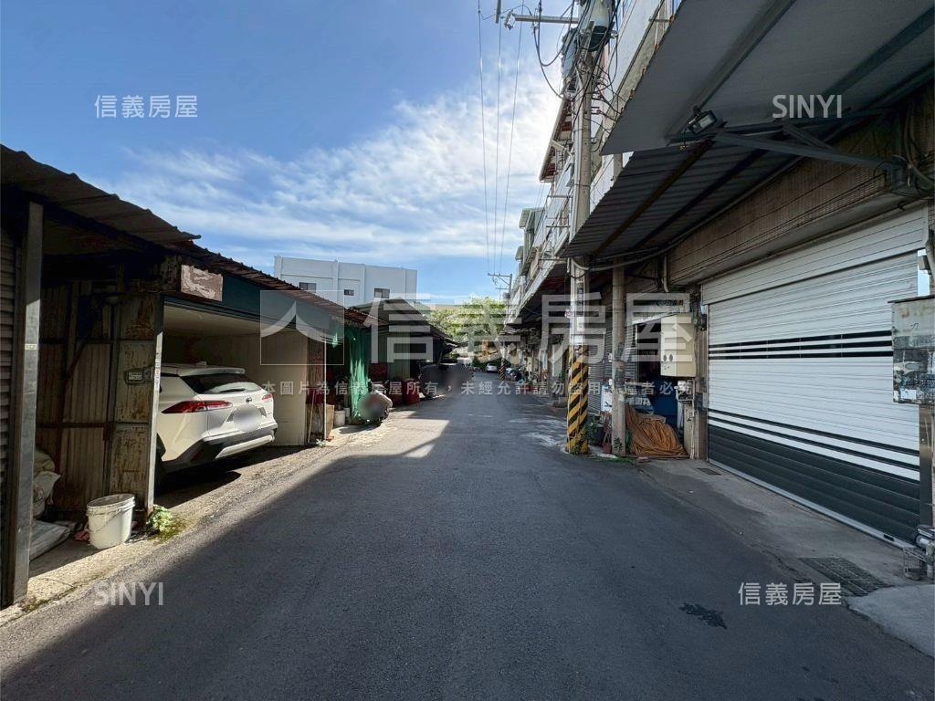 地坪約３８．４４坪廠房房屋室內格局與周邊環境
