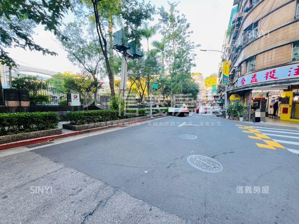 明湖稀有釋出金店面房屋室內格局與周邊環境