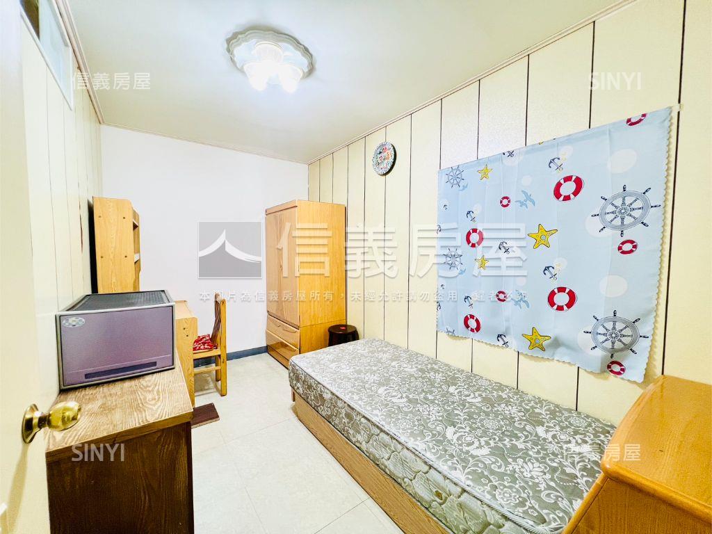 近海山站免爬高學區宅房屋室內格局與周邊環境