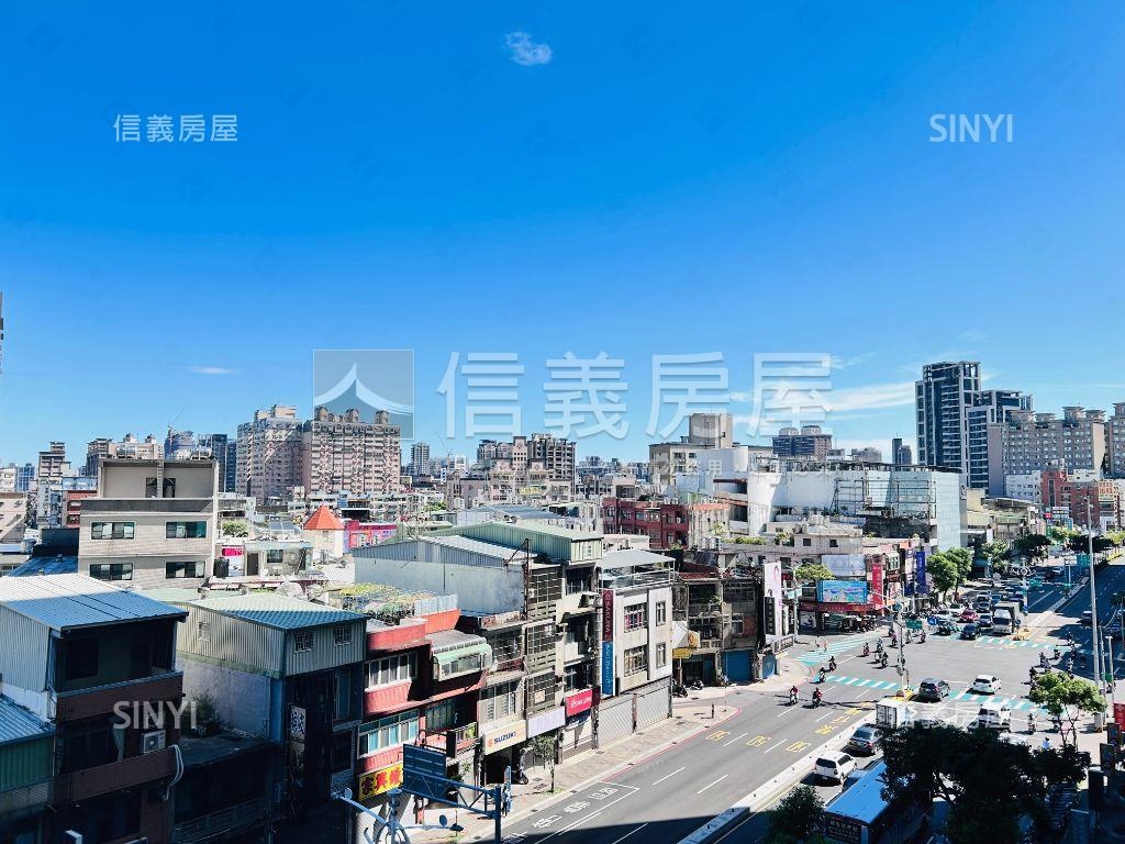 近中山國小三房車位房屋室內格局與周邊環境