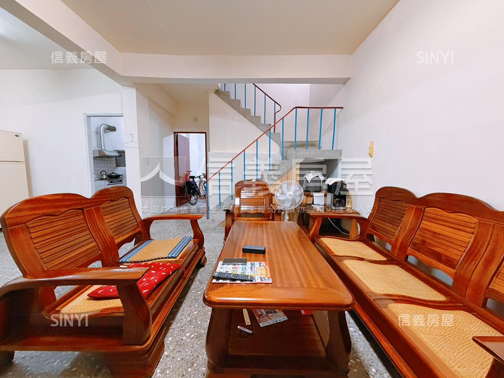 祥安國小旁美透天輕鬆成家房屋室內格局與周邊環境