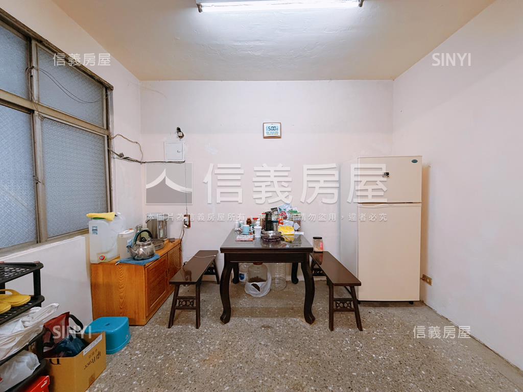 祥安國小旁美透天輕鬆成家房屋室內格局與周邊環境