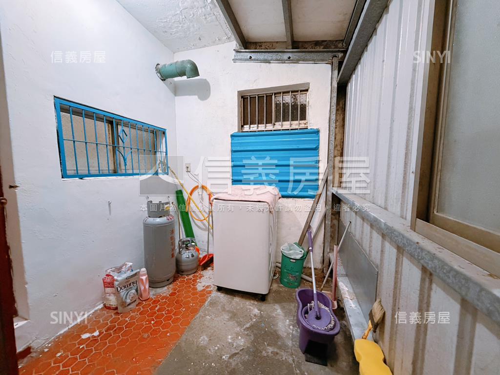 祥安國小旁美透天輕鬆成家房屋室內格局與周邊環境