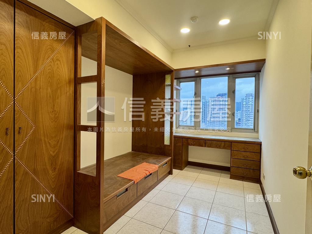 景安旺角景觀三房房屋室內格局與周邊環境