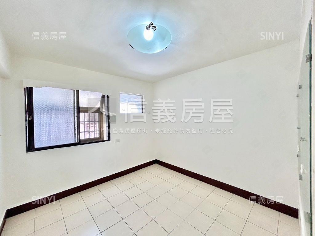 專任民生富豪別墅樓中樓房屋室內格局與周邊環境