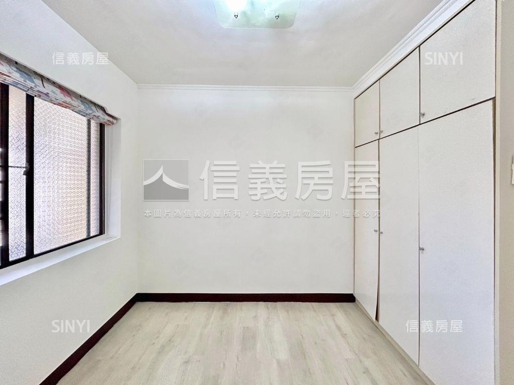 專任民生富豪別墅樓中樓房屋室內格局與周邊環境