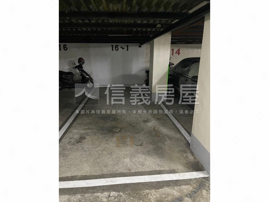 專任民生富豪別墅樓中樓房屋室內格局與周邊環境