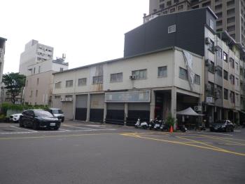 近武廟大地坪角窗店