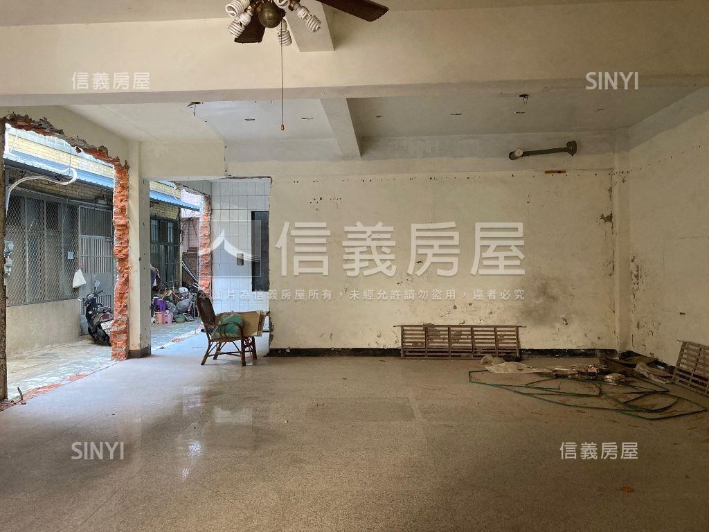 近大遠百大地坪透天房屋室內格局與周邊環境