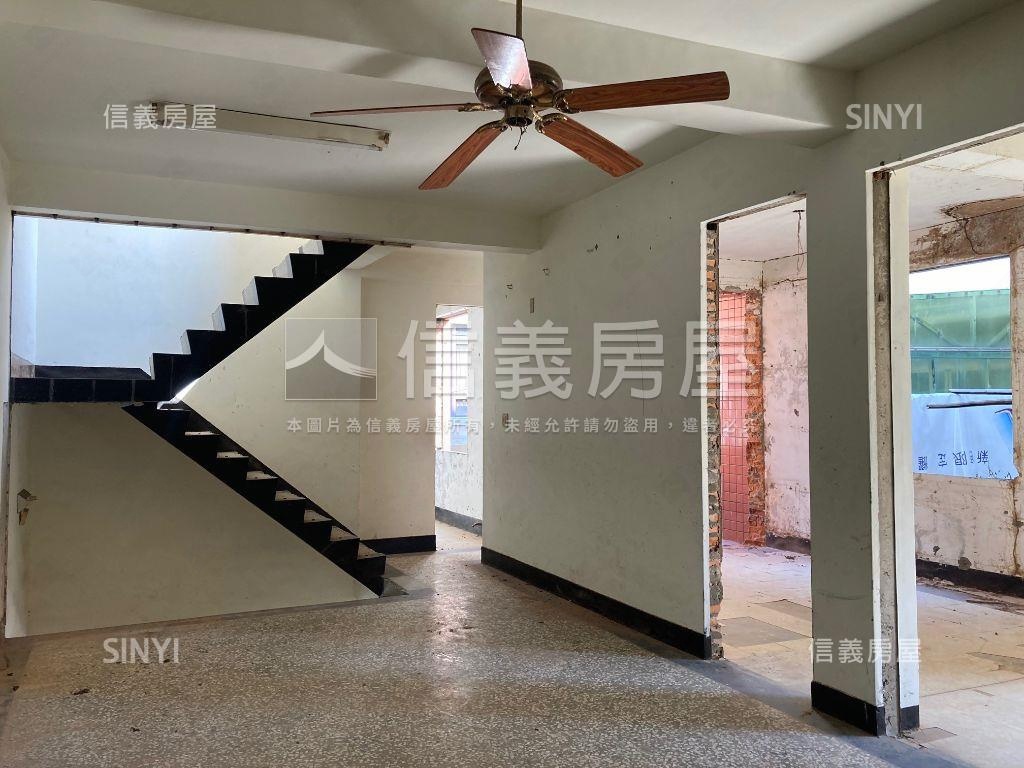 近大遠百大地坪透天房屋室內格局與周邊環境