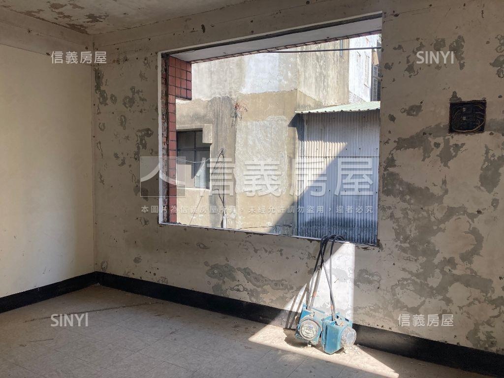 近大遠百大地坪透天房屋室內格局與周邊環境