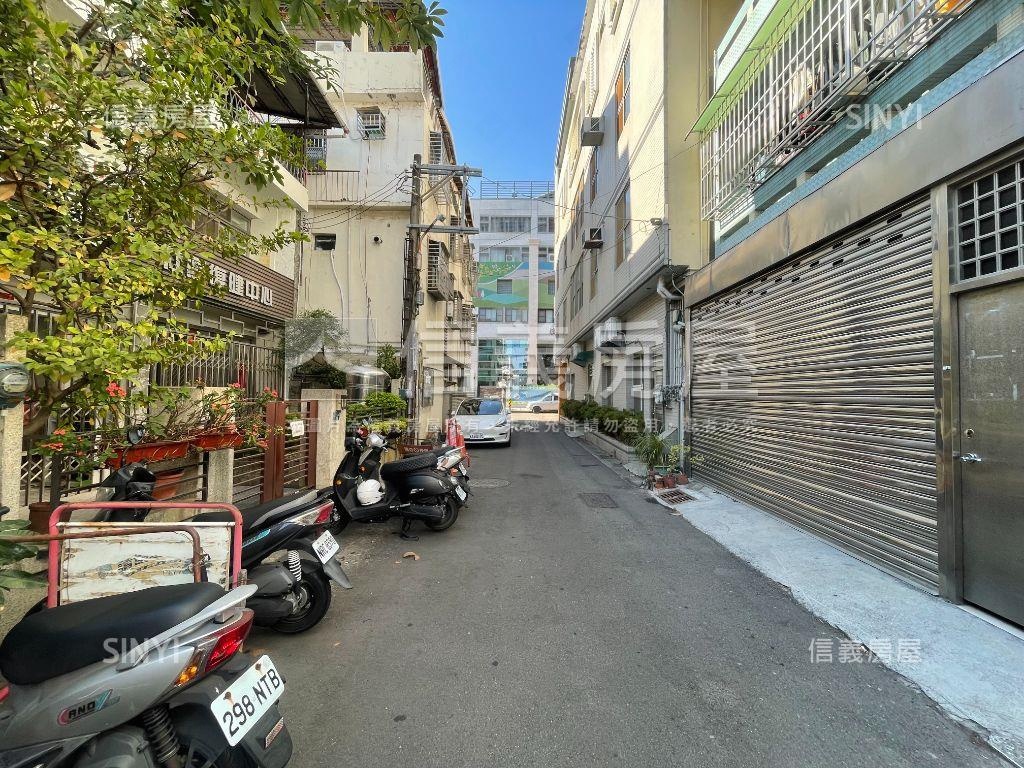 西區臨路大地坪透天房屋室內格局與周邊環境