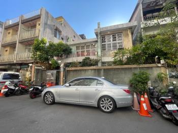 西區臨路大地坪透天