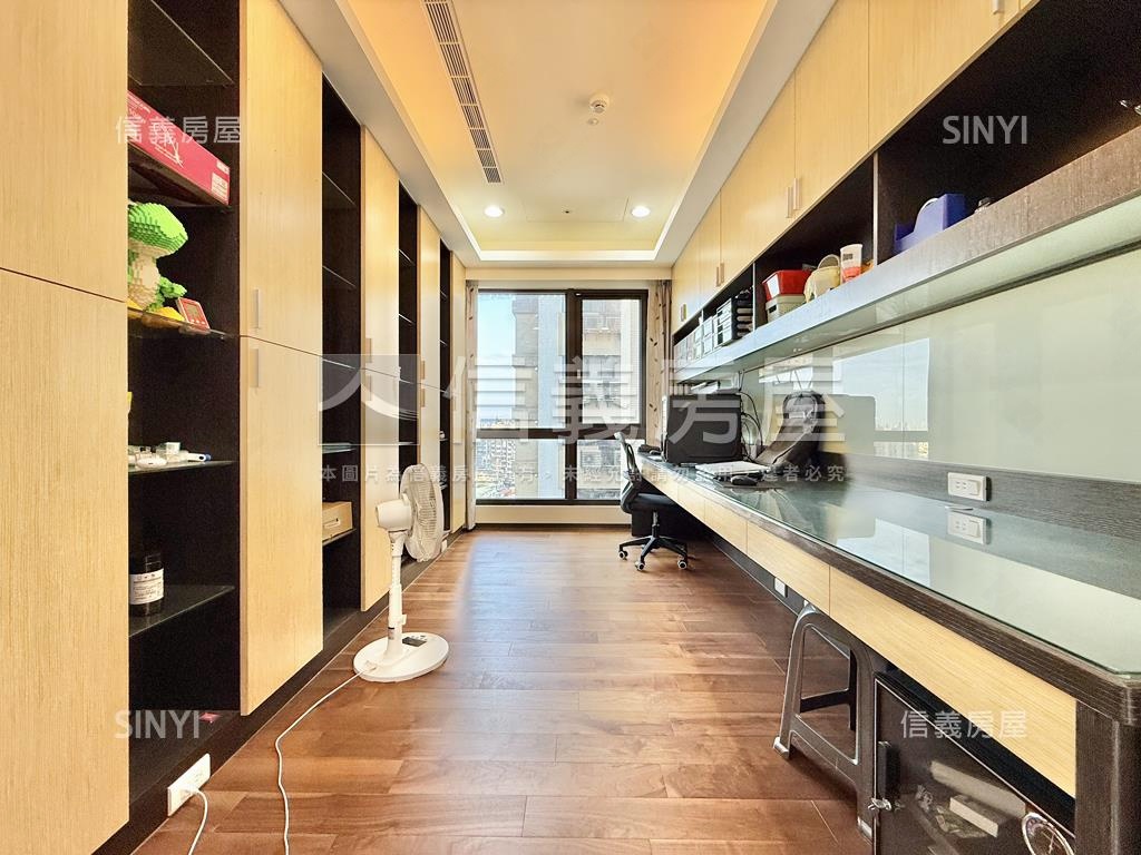 麗寶高樓邊間三房平面車位房屋室內格局與周邊環境