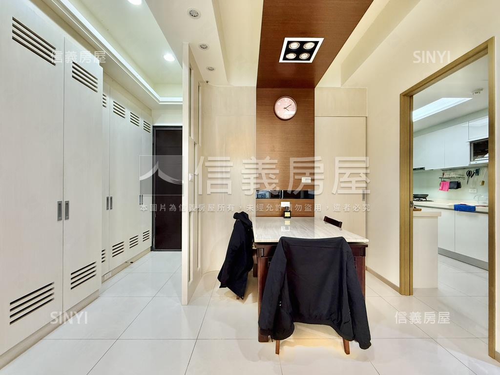 麗寶高樓邊間三房平面車位房屋室內格局與周邊環境