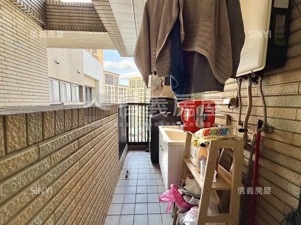 麗寶高樓邊間三房平面車位房屋室內格局與周邊環境