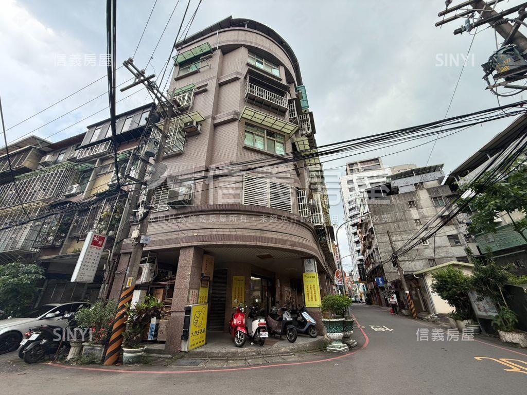 新接⭐邊間金三角店面房屋室內格局與周邊環境