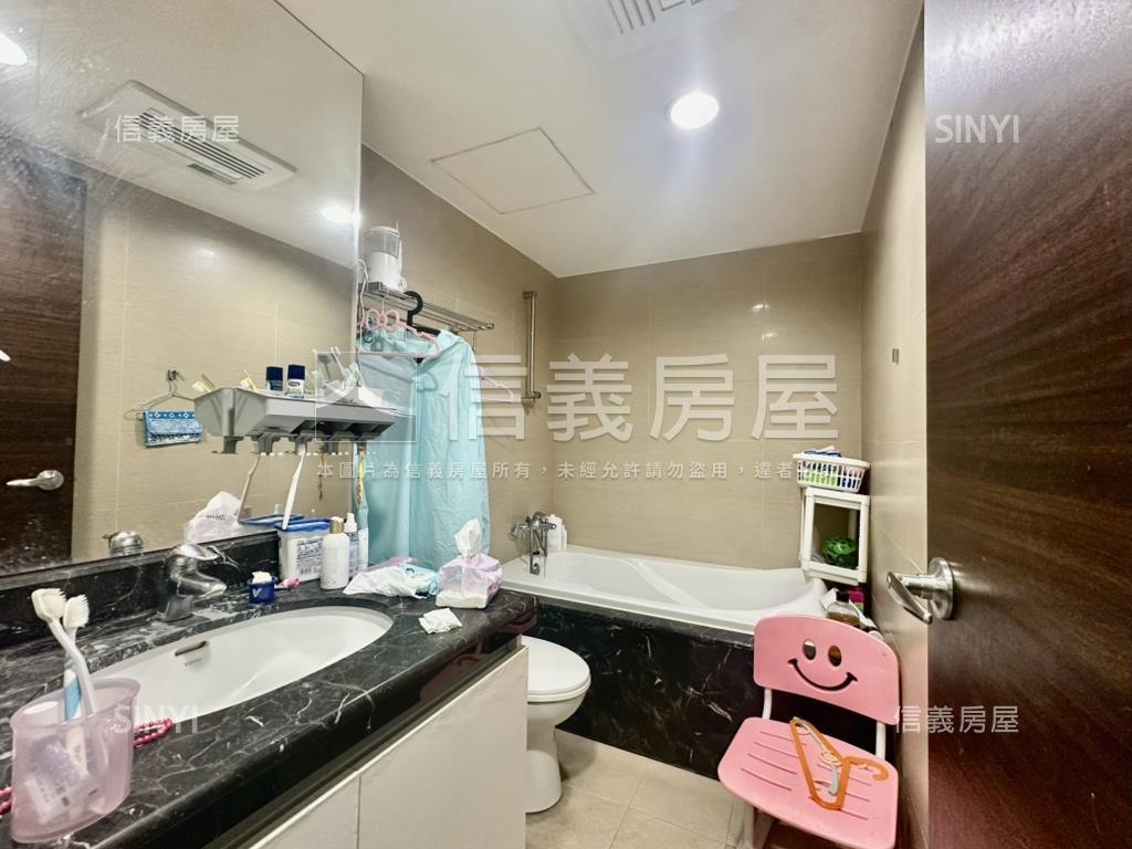 悠活郡三房平車房屋室內格局與周邊環境